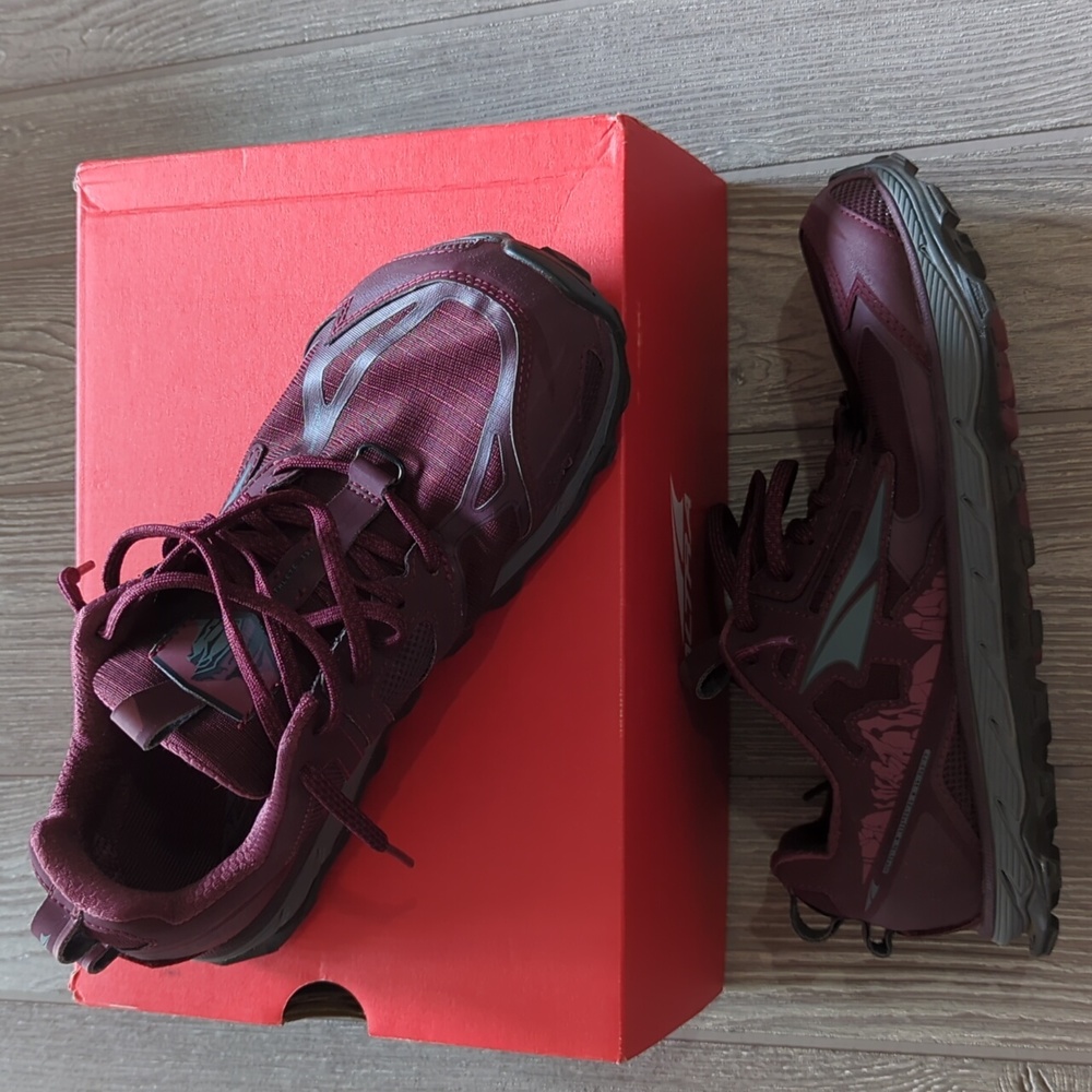 Altras Lone Peak size 9 women’s